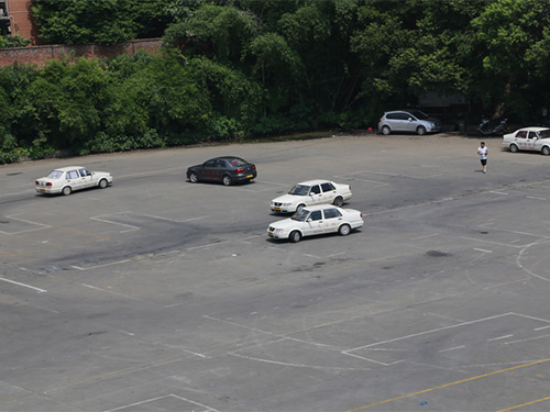 學(xué)校環(huán)境